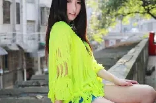 优思益塌房始末：明星集体道歉背后假洋牌与代工厂的真相