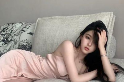 他是著名演员总演坏蛋导致57岁才结婚妻子至今都没有露过面